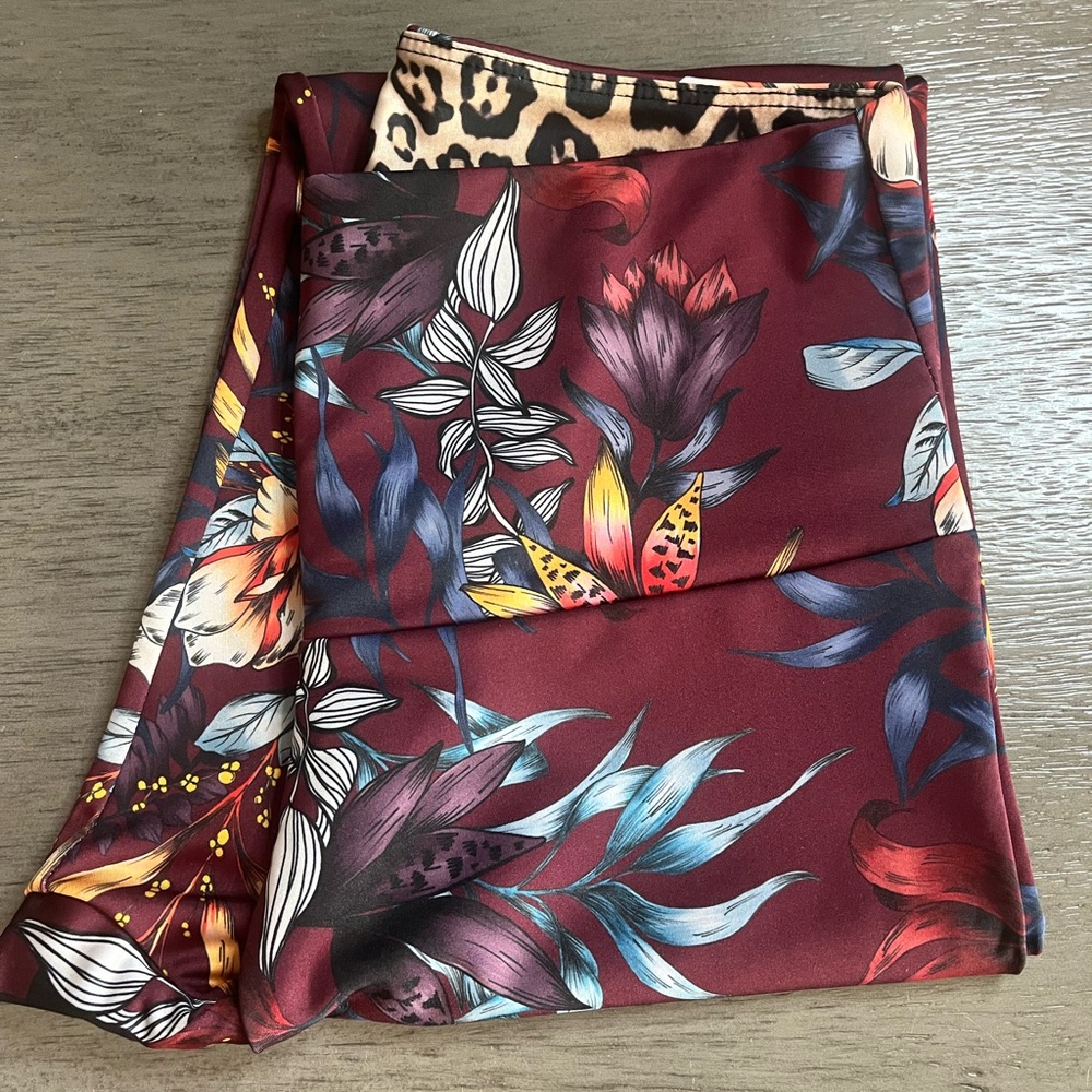 Onzie Y6 Floral Print Full Length 28” Leggings - YogaSix M/L